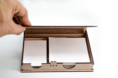 Lufni, desk organizer gifts in Egypt